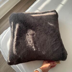 Ugg Fur 18x18 Pillow